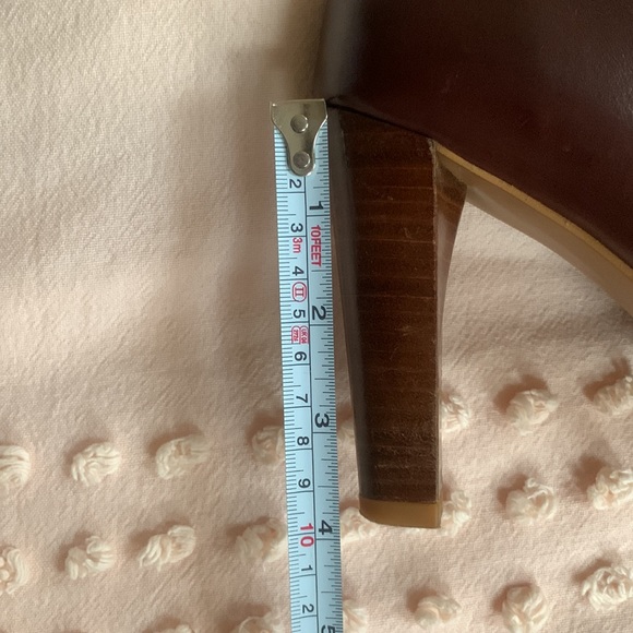 Zara Dark Brown Chocolate Leather Boots, size 8 US / 39 EU - Picture 7 of 12